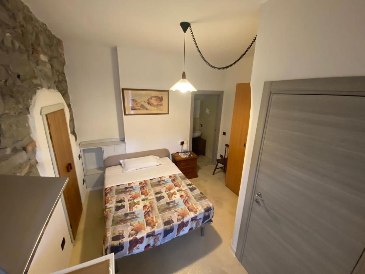 Macloud Pub B&B Sarnico Extérieur photo